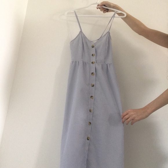 Blue stripes picnic dress - Picture 10 of 11